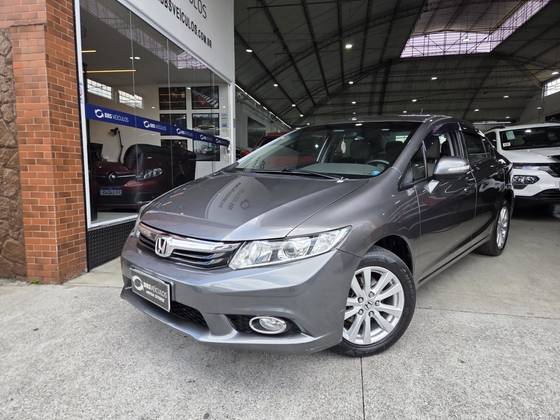 HONDA CIVIC 2.0 LXR 16V FLEX 4P AUTOMÁTICO HONDA CIVIC 2.0 LXR 16V FLEX 4P AUTOMÁTICO
